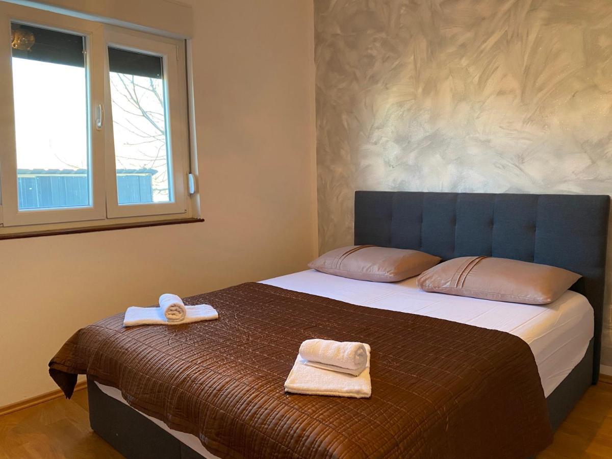 Villa Marie With Pool, Two Bedrooms For 4+2Kids Cavoglave Екстер'єр фото