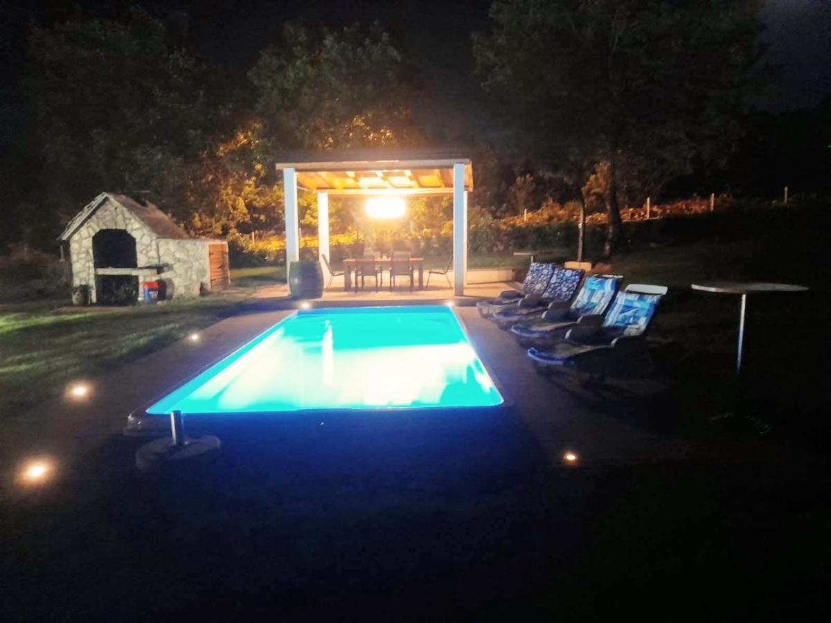 Villa Marie With Pool, Two Bedrooms For 4+2Kids Cavoglave Екстер'єр фото