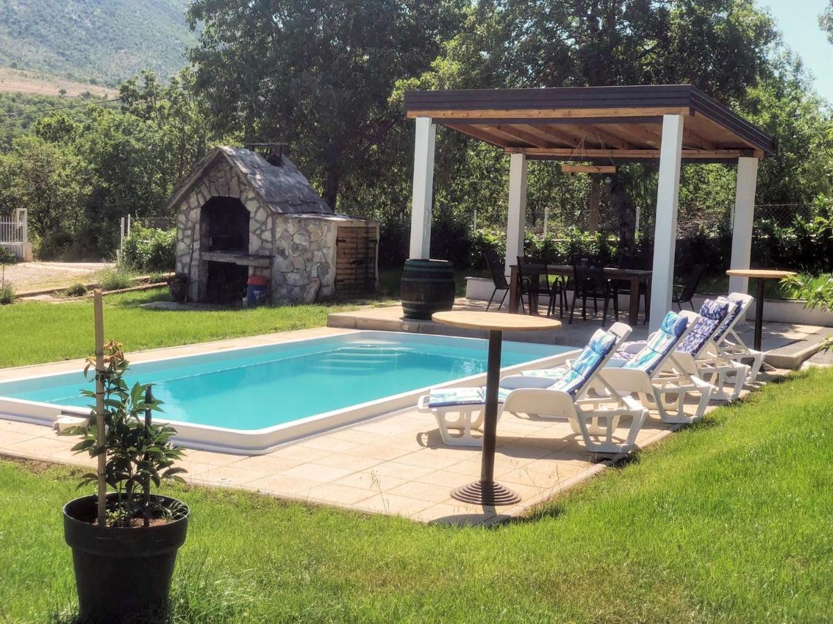 Villa Marie With Pool, Two Bedrooms For 4+2Kids Cavoglave Екстер'єр фото