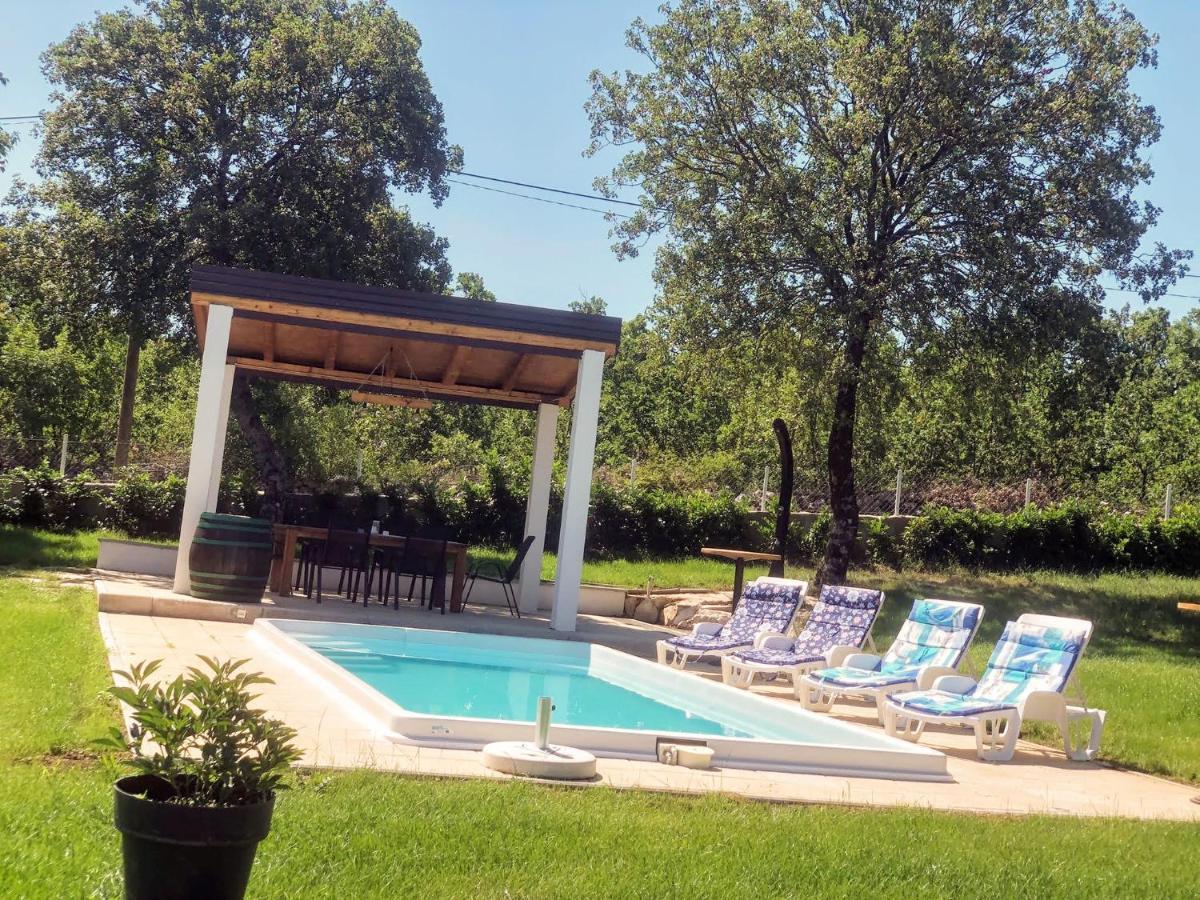 Villa Marie With Pool, Two Bedrooms For 4+2Kids Cavoglave Екстер'єр фото
